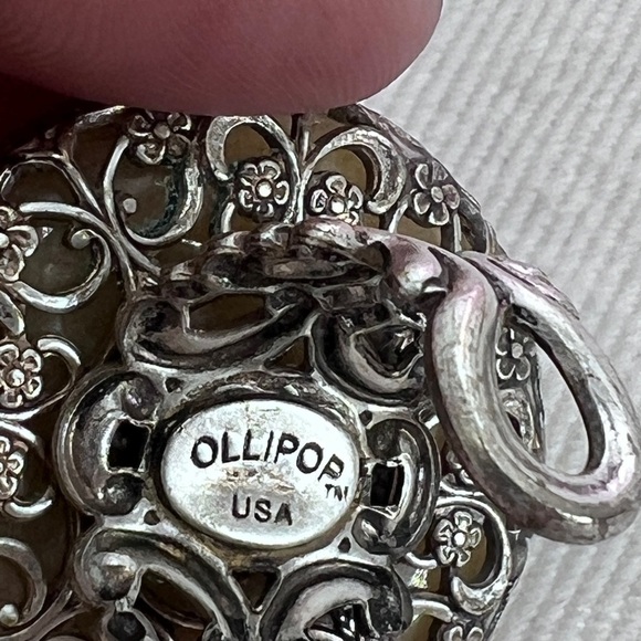 Adorable Ollipop USA cocktail ring Iolite stones Size 6.5 adjustable - Picture 3 of 12